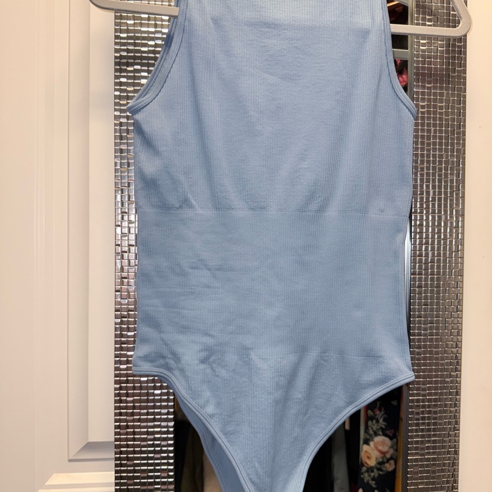 Elegant Sky Blue Women's Bodysuit L-XL - Picture 4 of 6